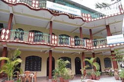Large Photograph of Rishikesh Sadan located in Rishikesh